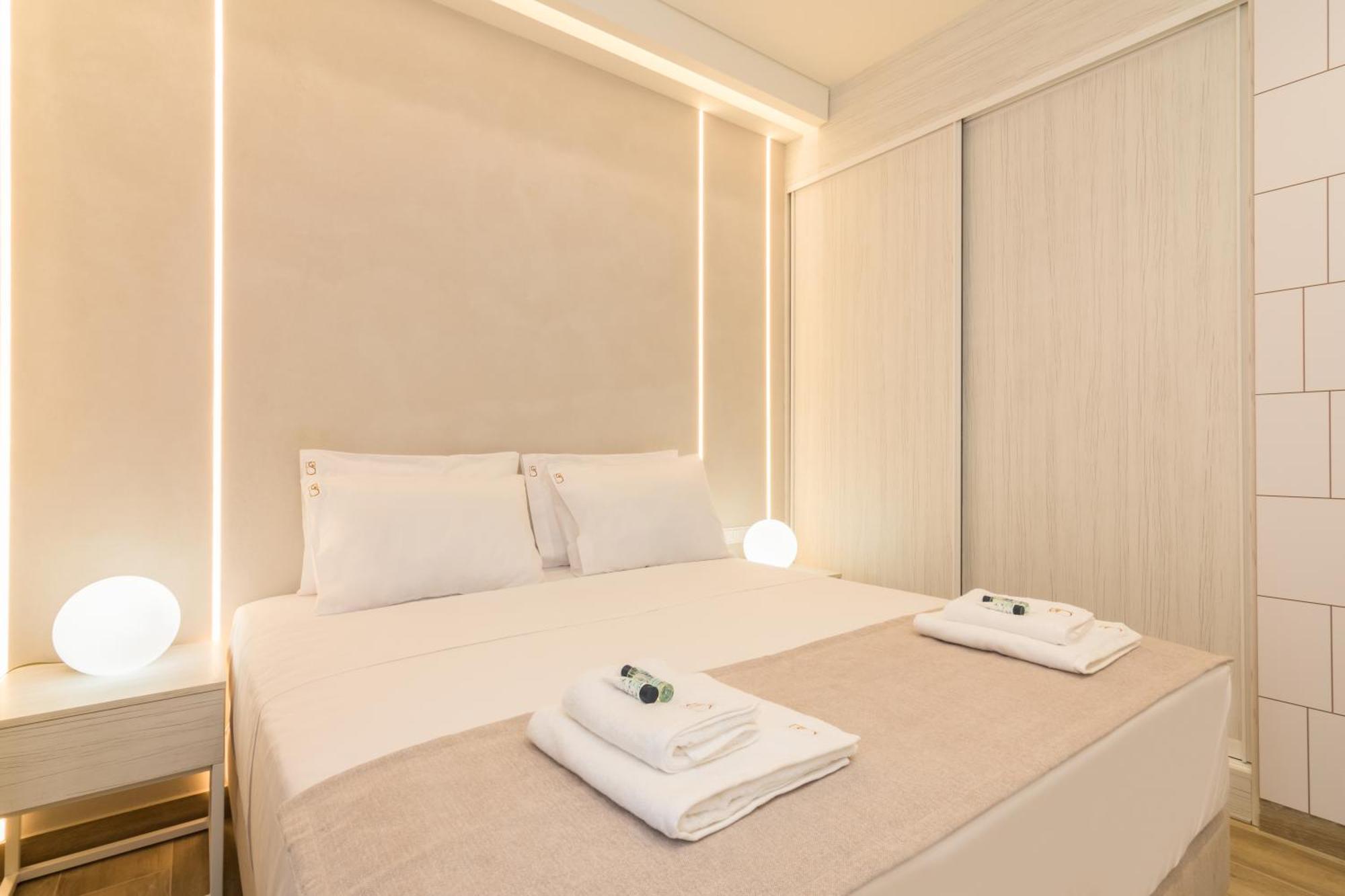 Socrates Fully Equipped Apartments With Unique Design Ateny Zewnętrze zdjęcie